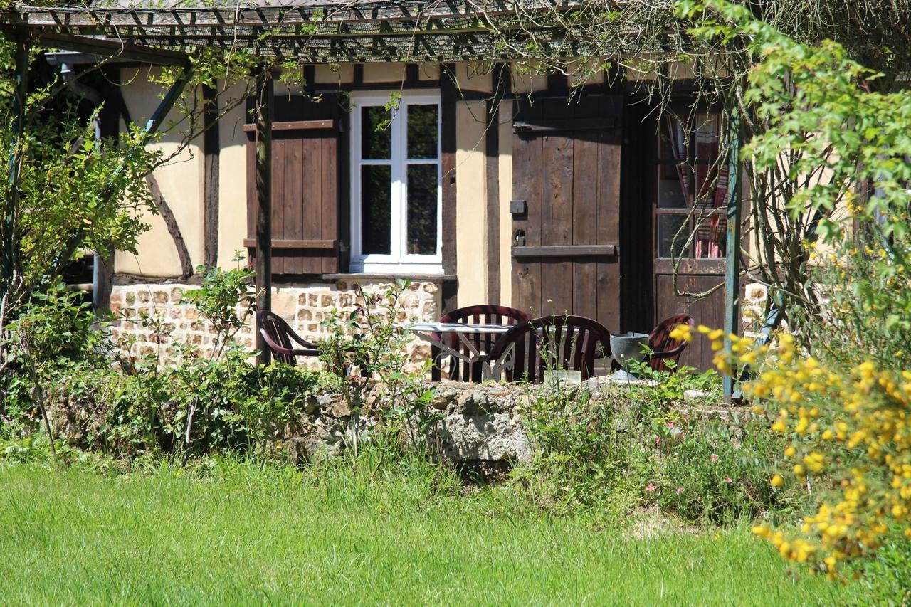 Le Pommenial de la Hérissonnière Saint-Aubin-de-Bonneval Extérieur photo